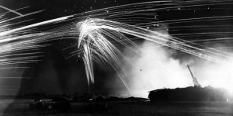 Disparos al aire durante la Batalla de Los Ángeles.