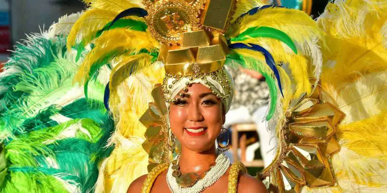 Bailarina del carnaval carioca de Japón.