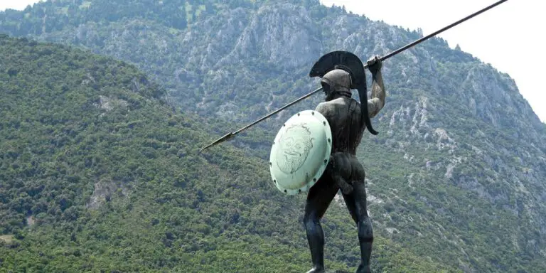 Estatua del rey Leonidas.