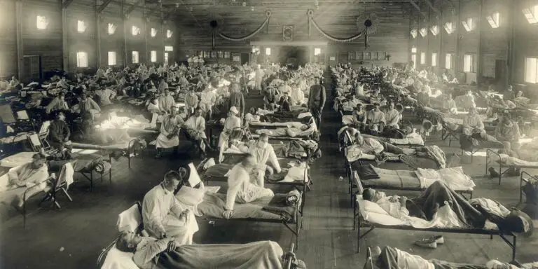 Hospitales de campaña durante la gripe española de 1918.,