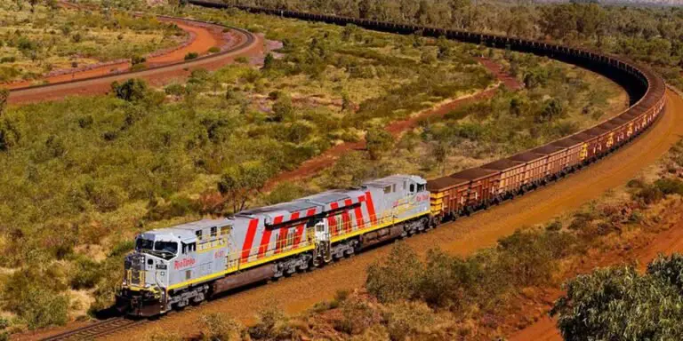 El tren de Pilbara en Australia, el tren más largo del mundo.