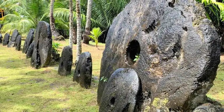 Las rocas de Rai, las monedas gigantes de piedra.